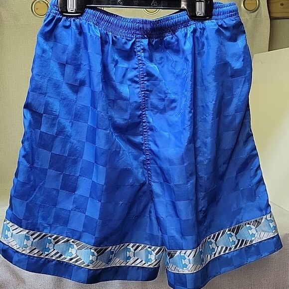 Basic Edition Soccer Shorts Childs Size 14/16 - Picture 2 of 6